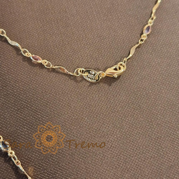 Colier placat cu aur, ștanțat – cristale zirconia multicolore și cruciuliță decorativă [6]