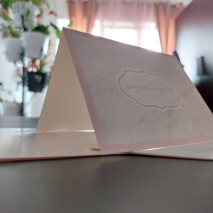 Felicitare Eleganta: Especially for You - Un Cadou Special pentru Tine [2]