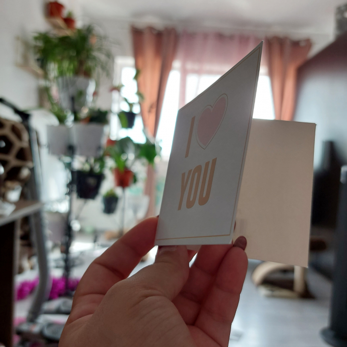 Felicitare Patrată I ❤️ You: O expresie simplă și puternică a iubirii într-un design atrăgător [3]