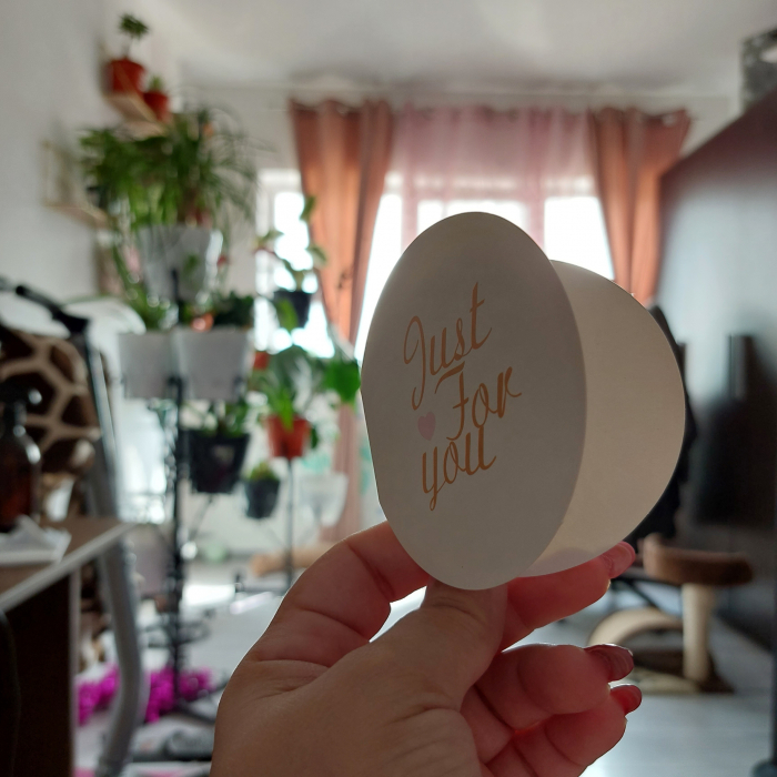 Felicitare Rotundă Just for You: Un gest special dedicat ție [2]