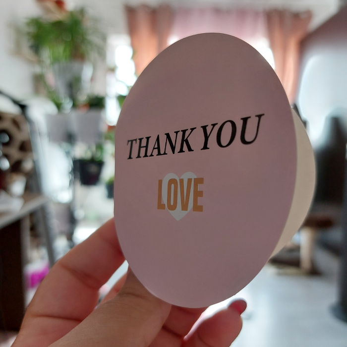 Felicitare Rotundă: Thank You Love - Recunoștință și iubire într-un gest special [2]
