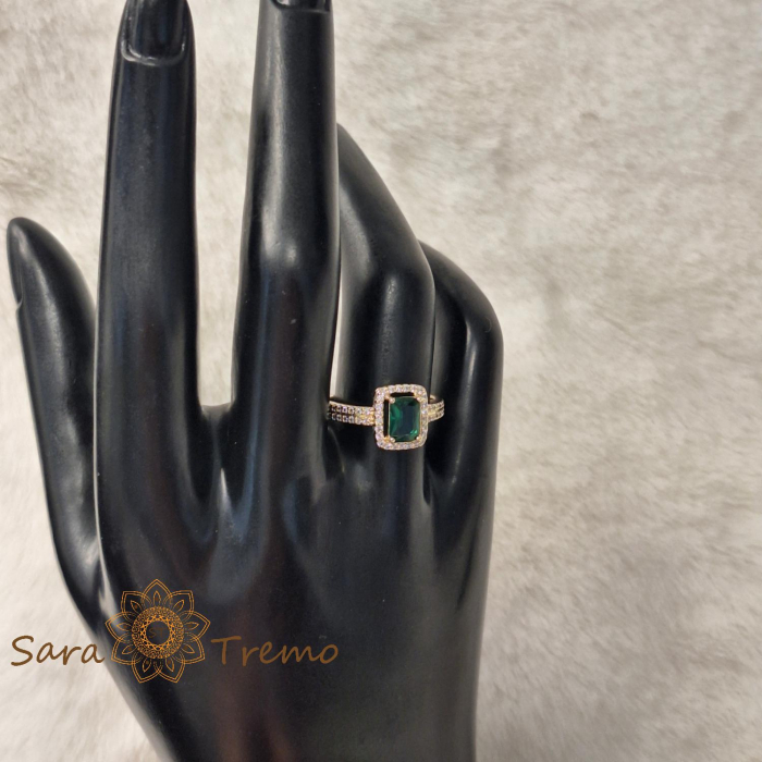 Inel elegant cu zirconia verde si cristale albe - placat 14k [3]