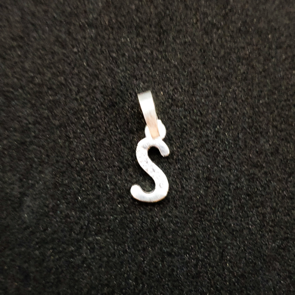 Pandantiv litera S din argint SaraTremo [1]
