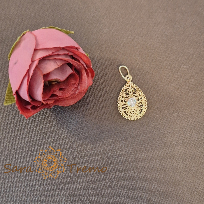 Pandantiv placat cu aur pentru femei – model abstract decupat, tip dantelă [3]