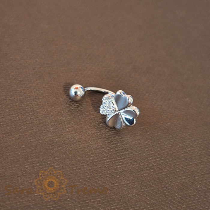 Piercing buric din argint 925 cu trifoi norocos și cristale zirconia albe [2]