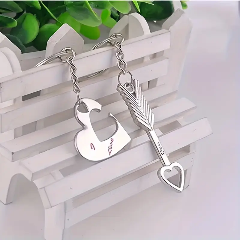 Set 2 brelocuri cu inimă și săgeata lui Cupidon [2]