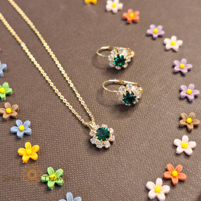 Set lantisor + pandantiv + cercei placati cu aur cu cristal verde [4]