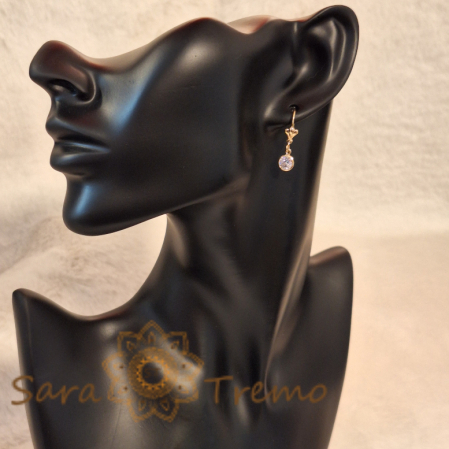 Cercei Placați cu Aur Clasici cu Cristal Zirconia Alb, 2 cm - Eleganță și Strălucire [1]