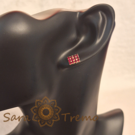 Cercei pe Lobul Urechii cu Cristale Zirconia Roșii și Închidere Fluturaș [5]