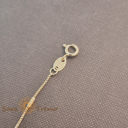 Brățara „Axis” – rafinament geometric în aur 18K [2]