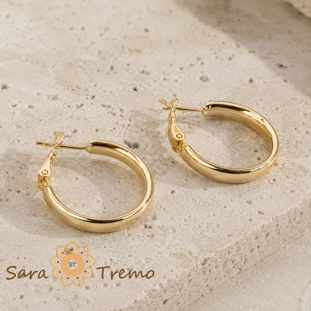 Cercei Amara – cercei rotunzi mici, cu profil bombat, placaj triplu cu aur 14K, 2,3 cm [1]