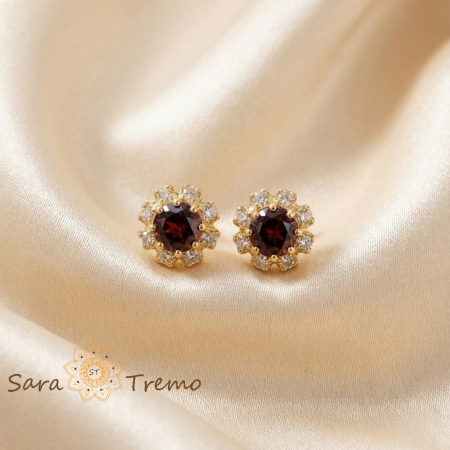 Cercei - Cercei Floare Visinie – Cercei Tip Surub placati 18K Brazilia, piatra visinie