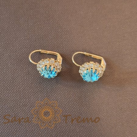 Cercei - Cercei Clasici Placați cu Aur cu Cristal Zirconia Bleu și Cristale Albe în Formă de Floare