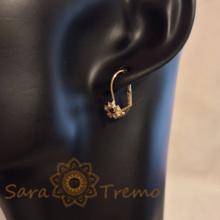 Cercei placati cu aur 18K, decor floral cu cristal zirconia mov și cristale albe [5]