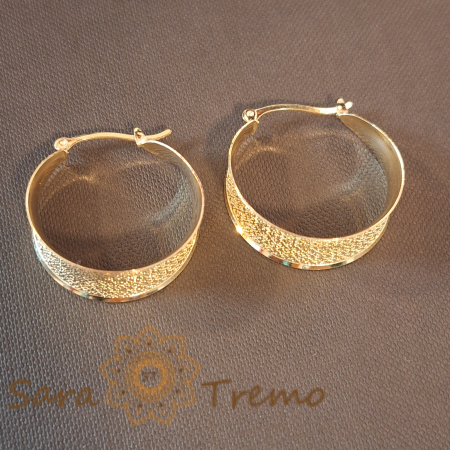 Cercei rotunzi lați, finisaj mat – Diametru 3 cm, lățime 1 cm, ușori și comozi [2]