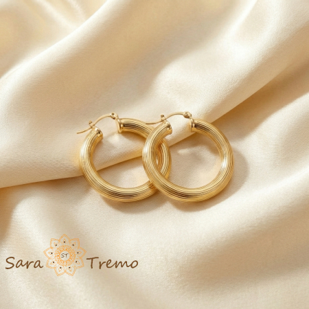 Cercei rotunzi - Cercei Armonia Aurie – Cercei Rotunzi Striati 3 cm placati 18K Brazilia