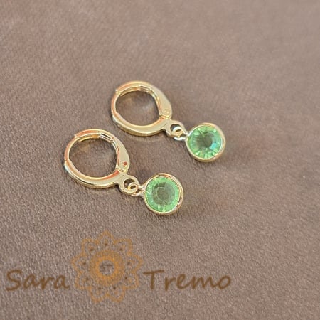 Cercei - Cercei finuți cu prindere confortabilă și cristal zirconia verde proaspăt