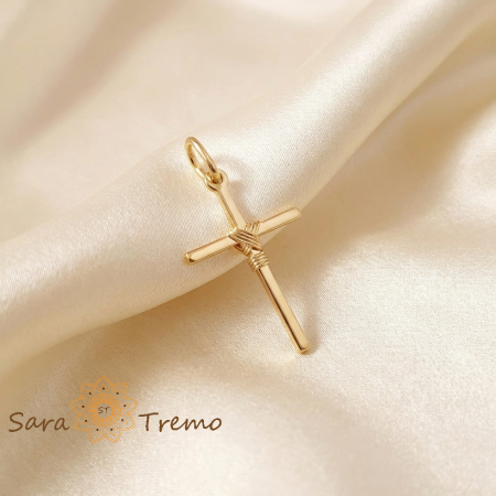 Talismane - Cruce 2.5 cm cu simbol – Legăturile sfinte ale răstignirii lui Iisus