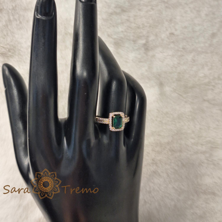 Inel elegant cu zirconia verde si cristale albe - placat 14k [2]