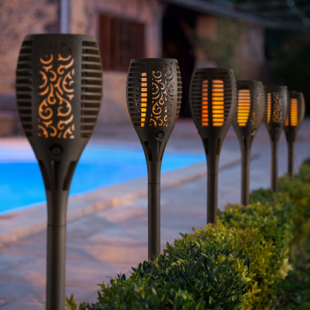 Pentru casa - Lampă solară LED - efect de flacără - 12 LED-uri galbene - plastic - negru - 10 x 58 cm