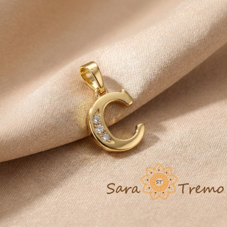 Pandantive - Pandantiv litera cu zirconia, placaj triplu cu aur 14K