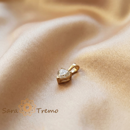 Bijuterii pentru femei - Pandantiv Inima Clara – Pandantiv placat cu aur 14K cu zirconia alba