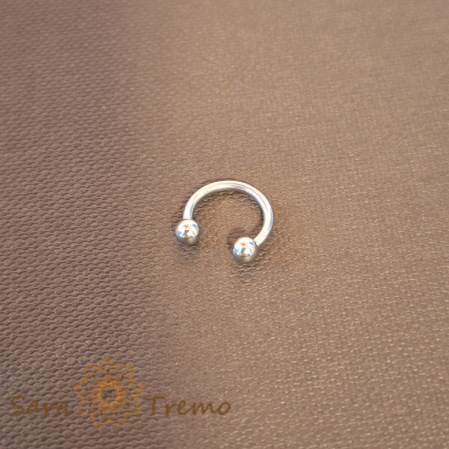 Piercing pentru ureche - Piercing Potcoavă din Titan cu Bile Mici