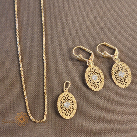 Seturi - Set lantisor + pandantiv + cercei placati cu aur finisaj dantelat model filigran