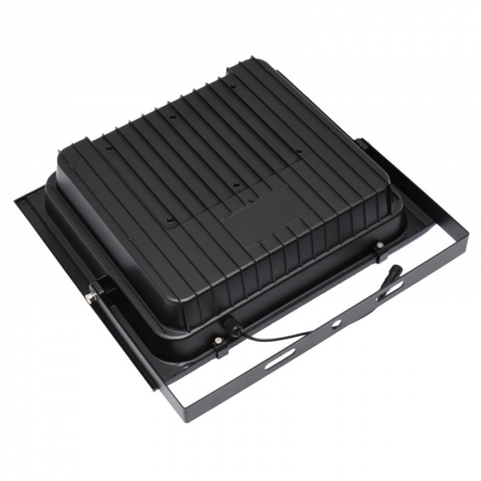 Proiector 50W cu panou solar si telecomanda [3]