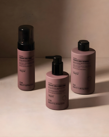 Curlfriends - păr creț - Pachet Par Cret Previa Luscious Curls - Sampon 340ml, Balsam 200ml, Spuma 150ml + Perie CADOU