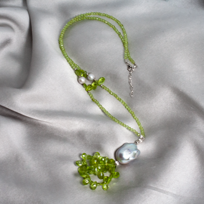 Colier "Eloise"din Peridot si Perla Baroc, cu Argint [2]