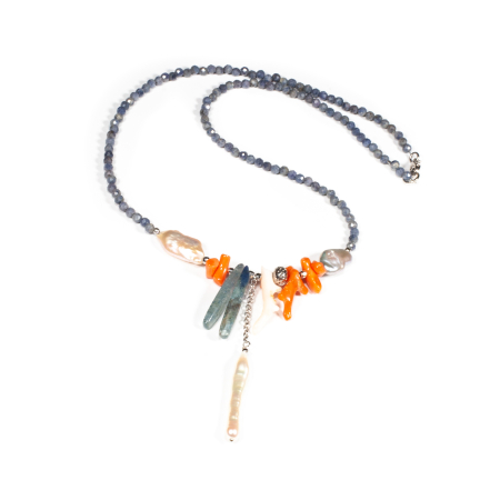 Coliere Creatie Sheba, din Pietre Semipretioase - Colier din Safir, Coral, Perle de Cultura si Chianit cu Argint