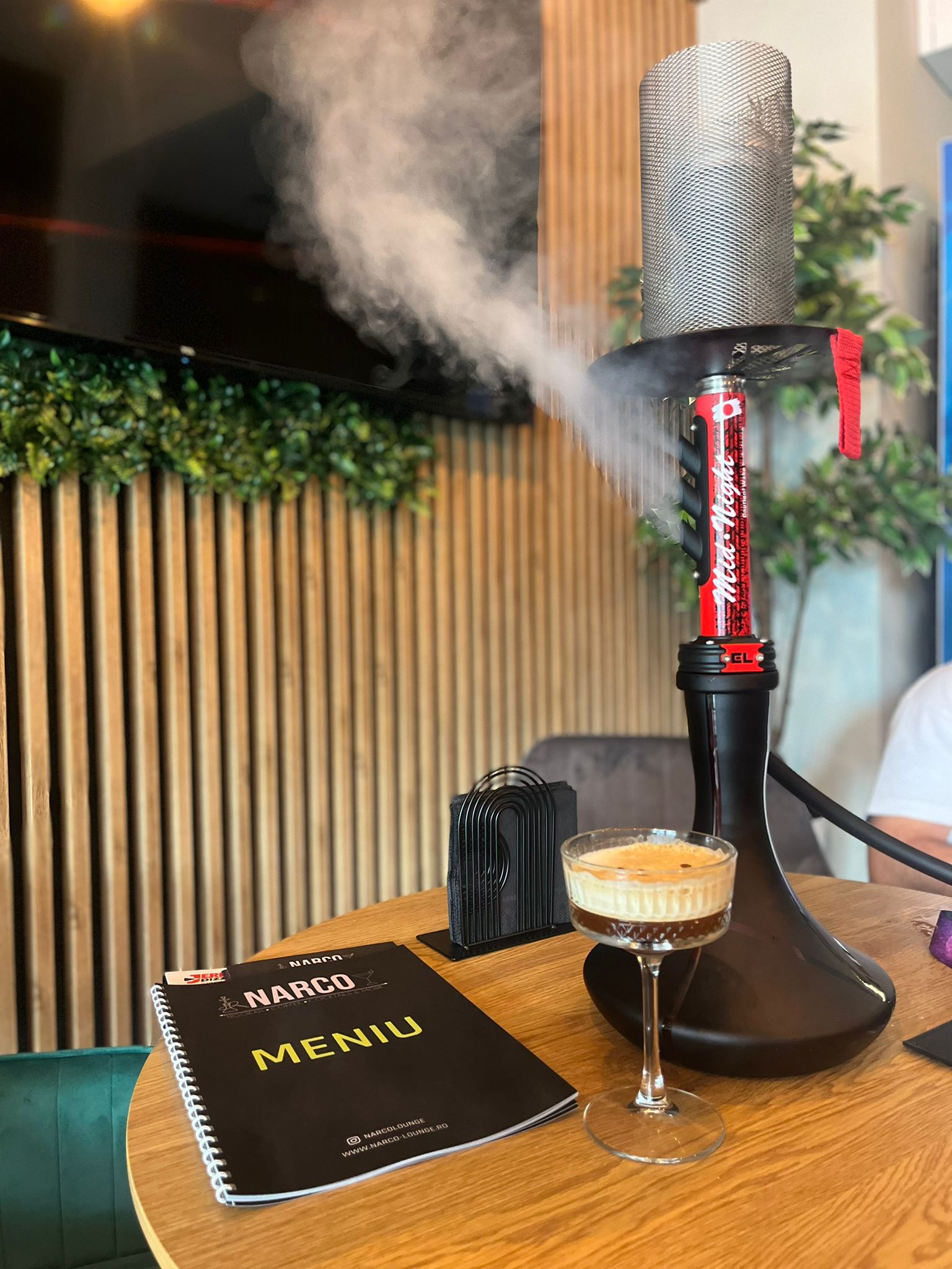 O noua locatie cu narghilea in Bucuresti - NARCO Lounge