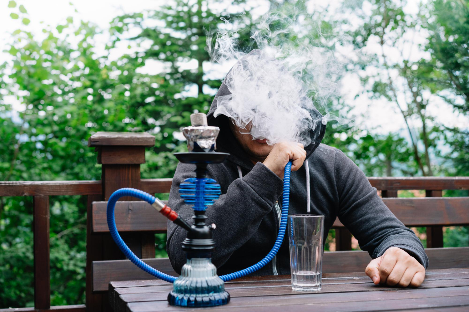 Cât de importantă este calitatea apei în fumatul de shisha?