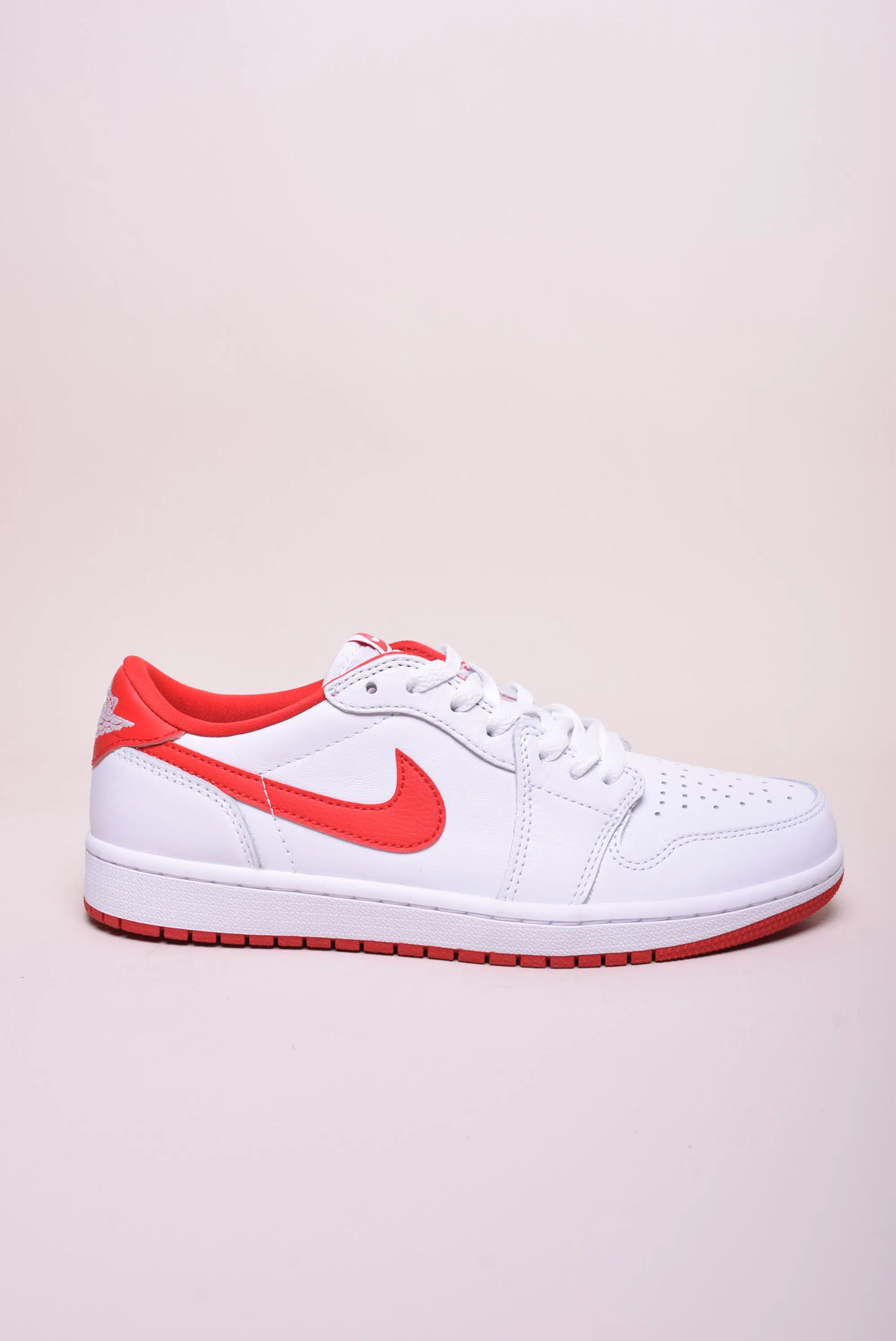 Produse încărcate recent - Sneakers barbati Air Jordan 1 Retro Low