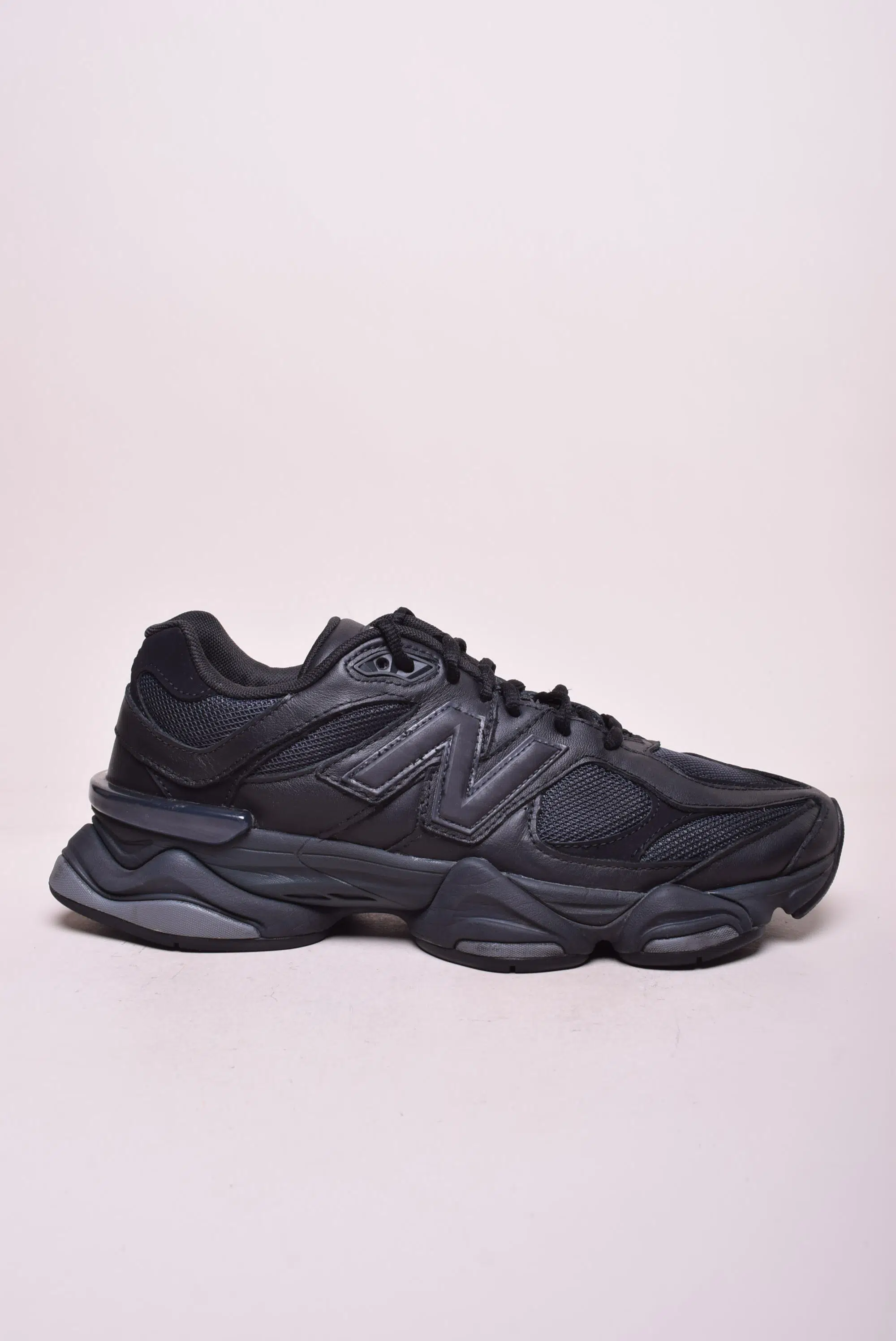 Pantofi sport și teniși bărbați - Sneakers barbati 9060