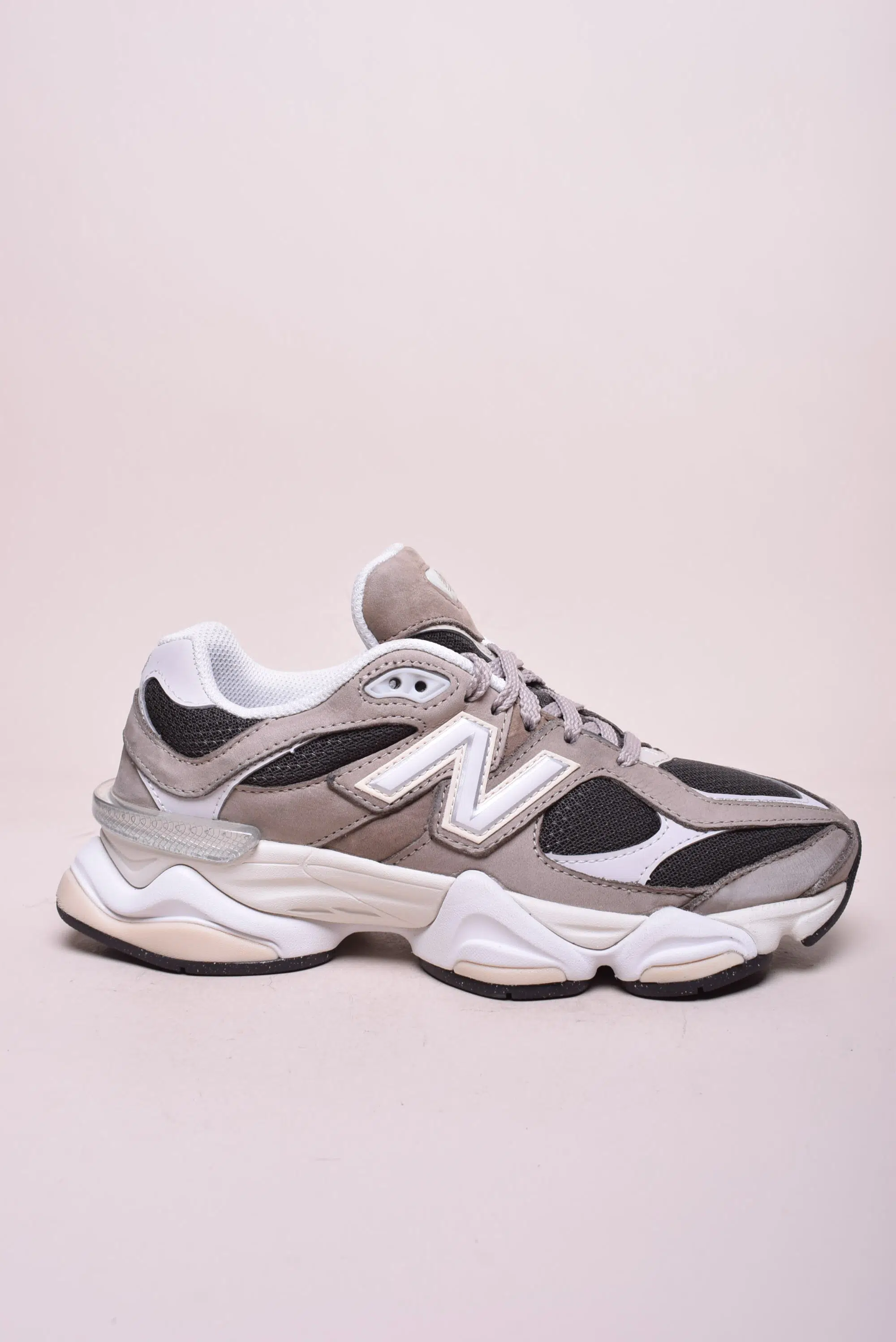 Încălțăminte damă - Sneakers dama 9060