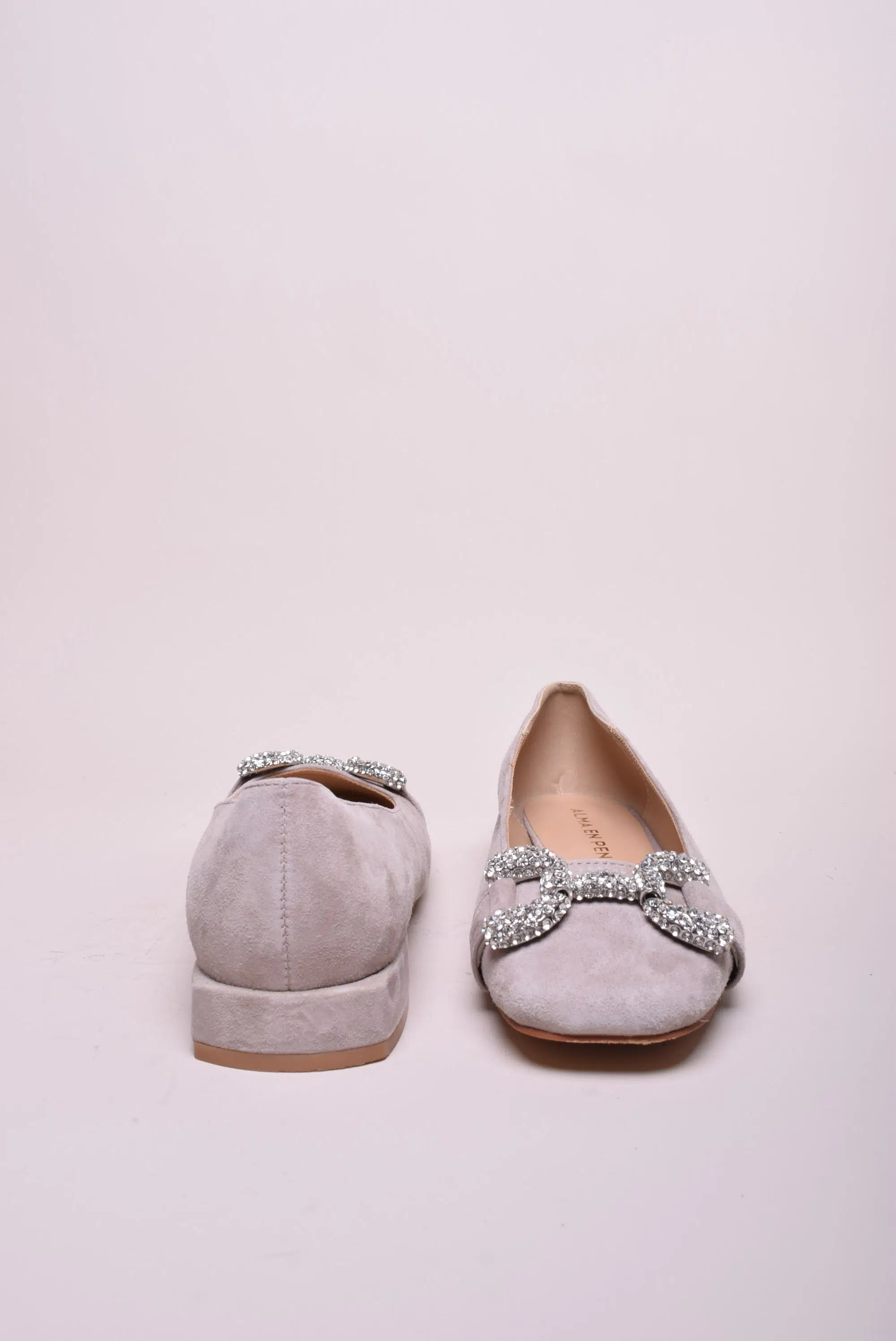 Balerini dama cu pietricele [3]