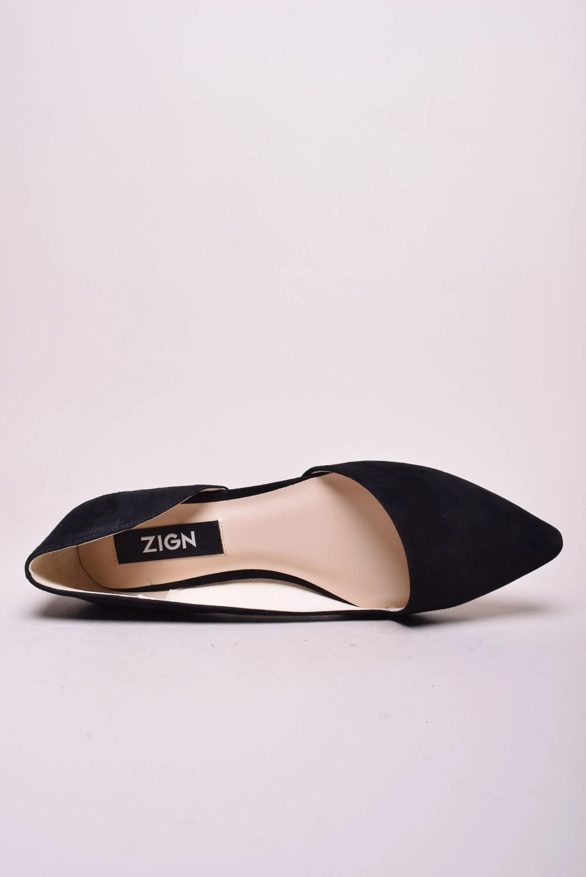 Balerini dama decupati [4]