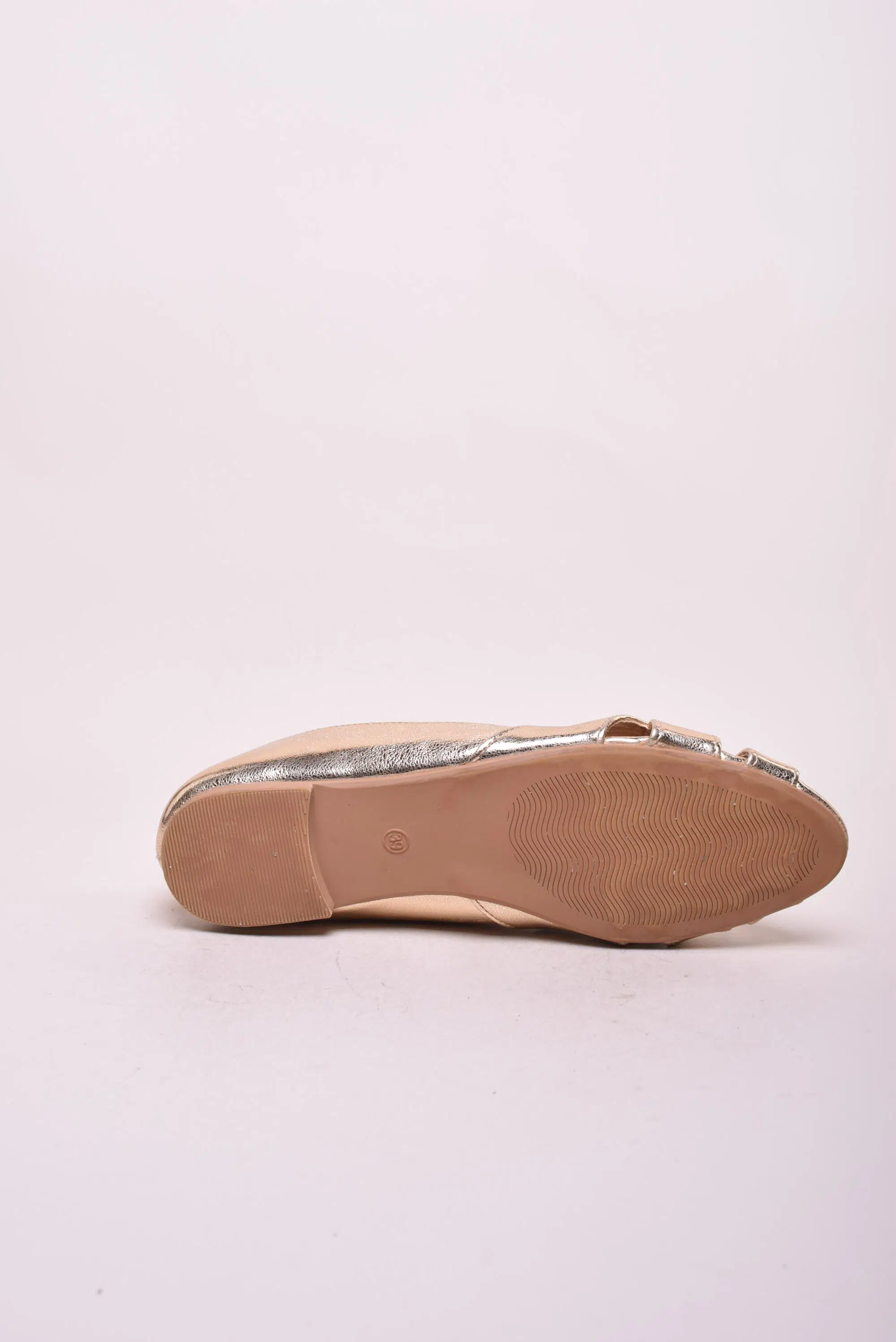 Balerini dama decupati in fata [2]