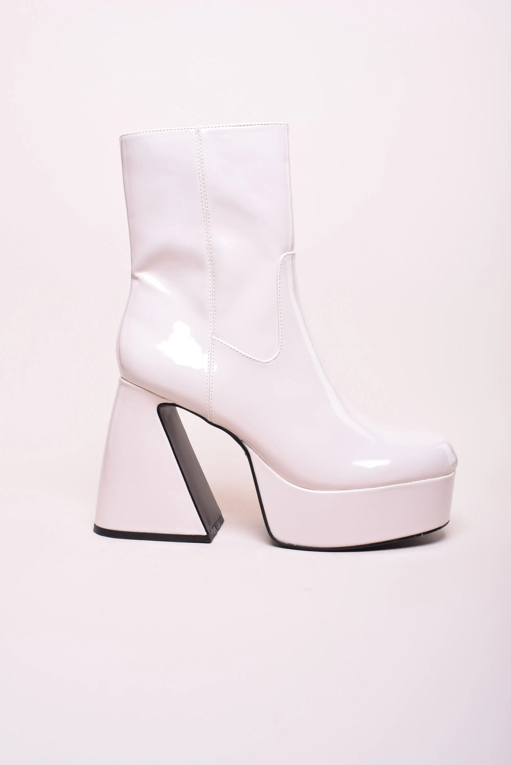 Botine dama lacuite, cu platforma