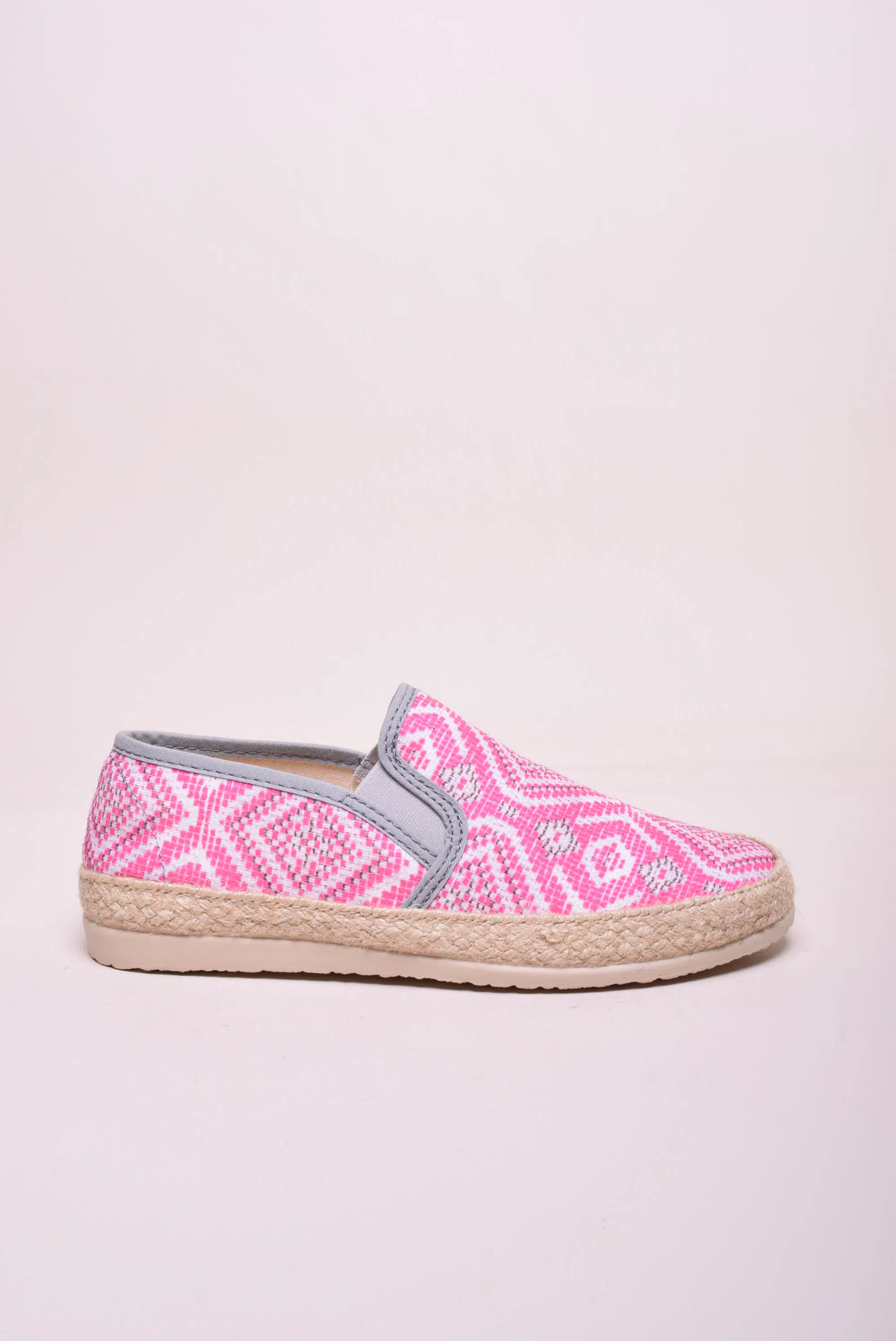 Aceasta este imaginea corespunzatoare acestui obiect