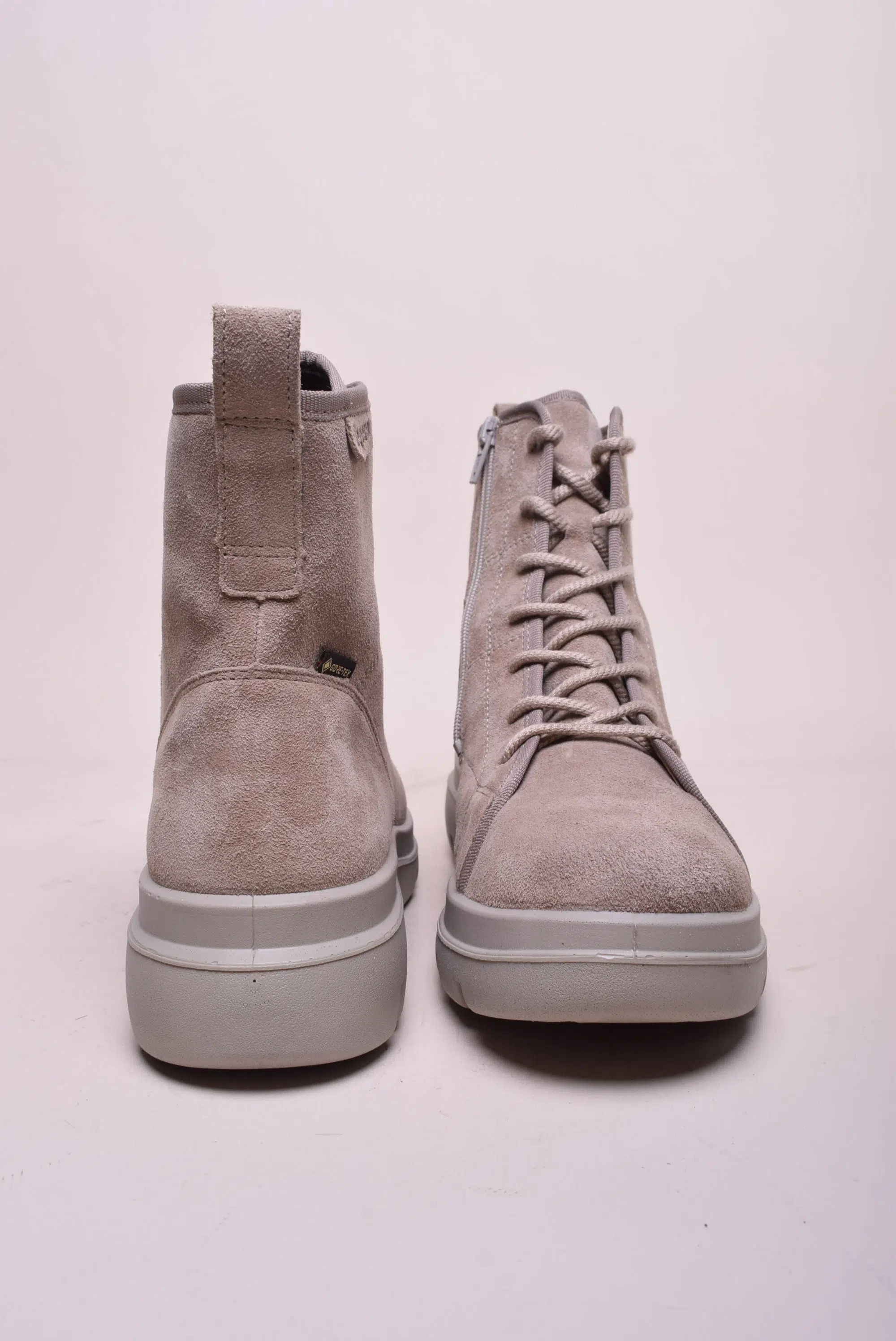 Ghete dama captusite, impermeabile, cu plaforma [3]