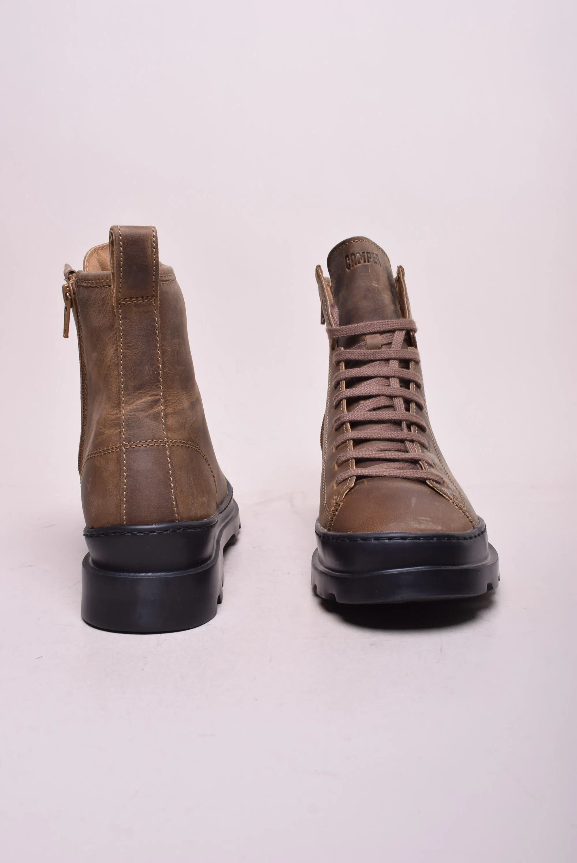 Ghete dama cu aspect vintage [3]