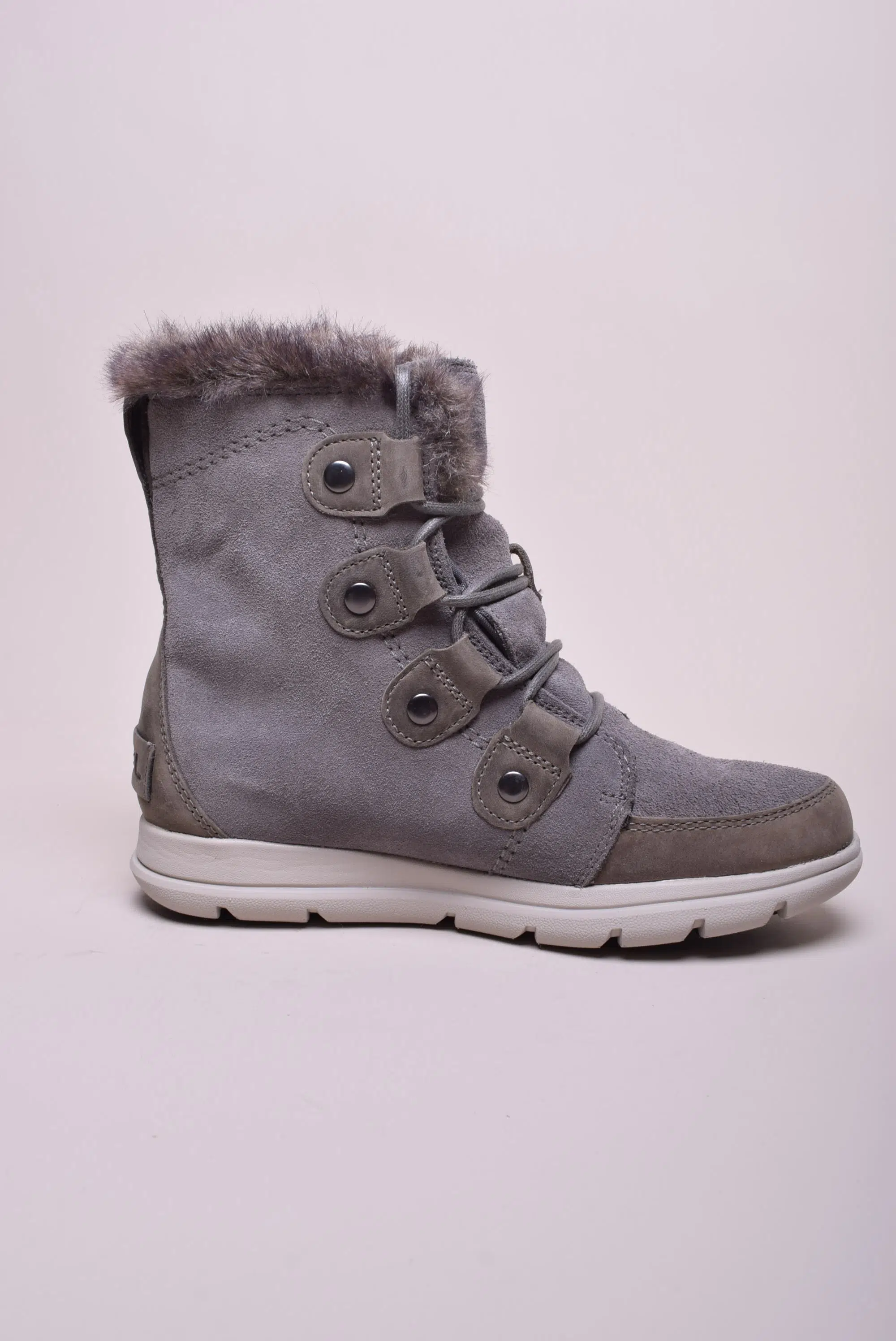 Ghete dama impermeabile, captusite [4]