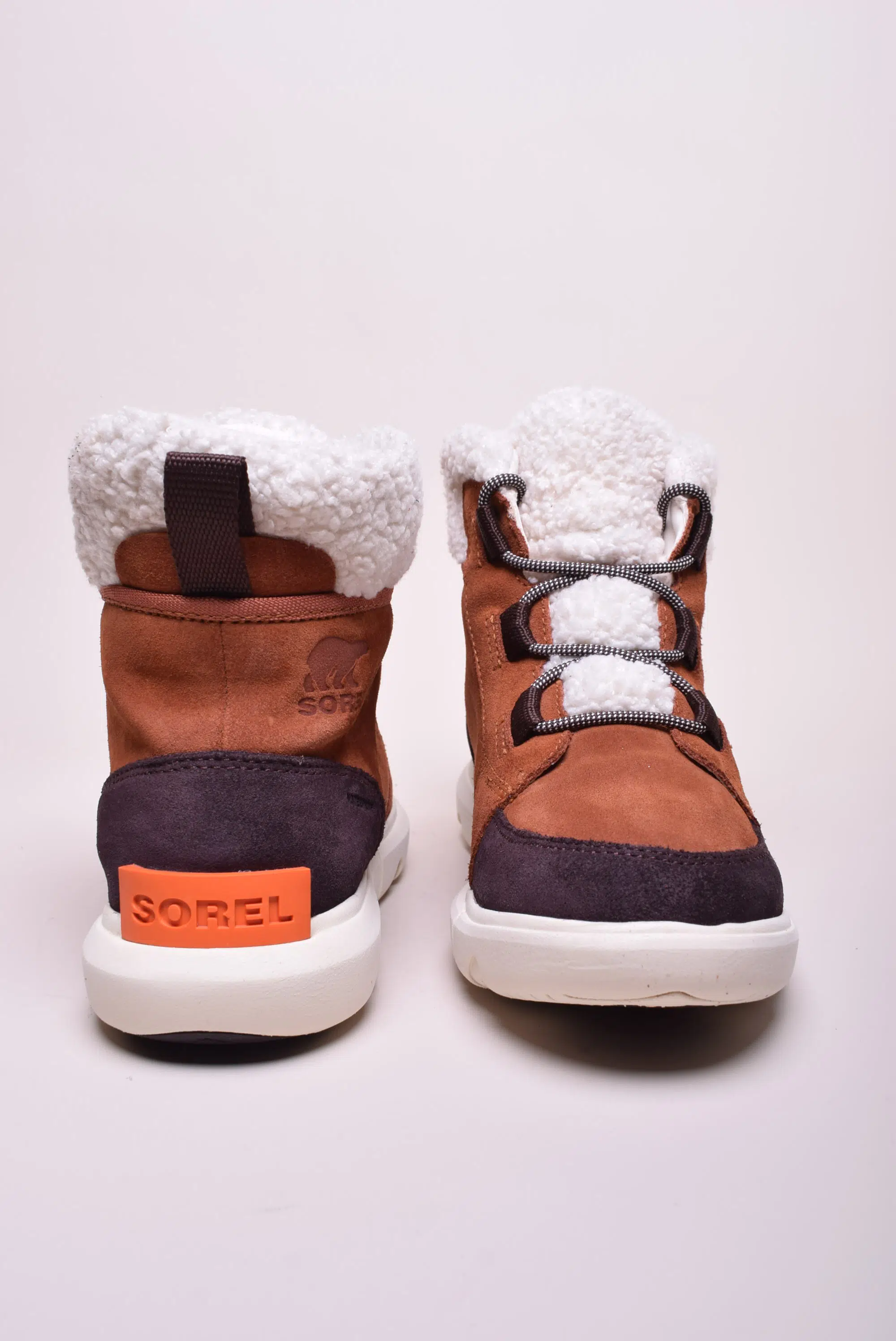 Ghete dama impermeabile, captusite Explorer II Carnival [3]