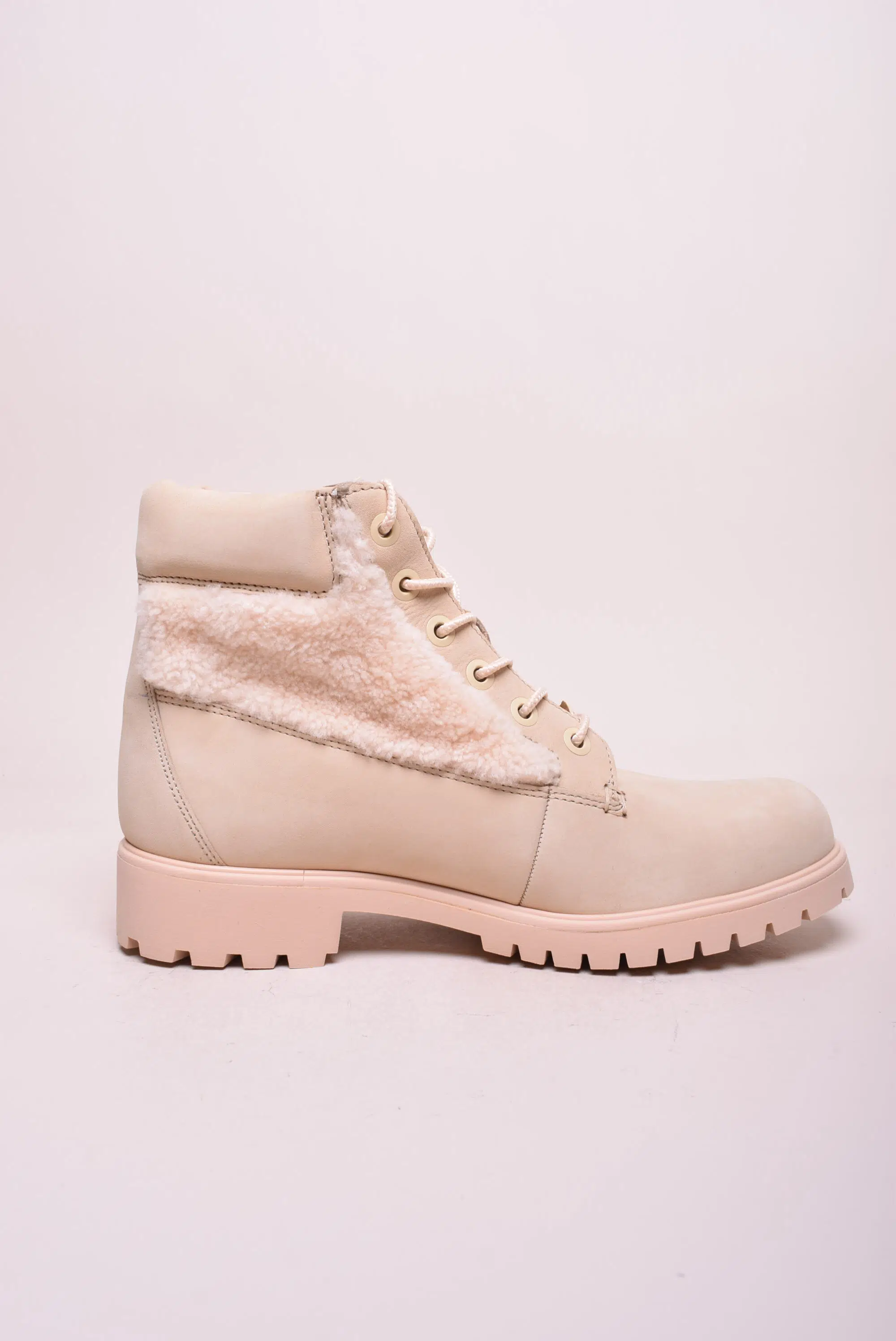 Ghete dama Lyonsdale [4]