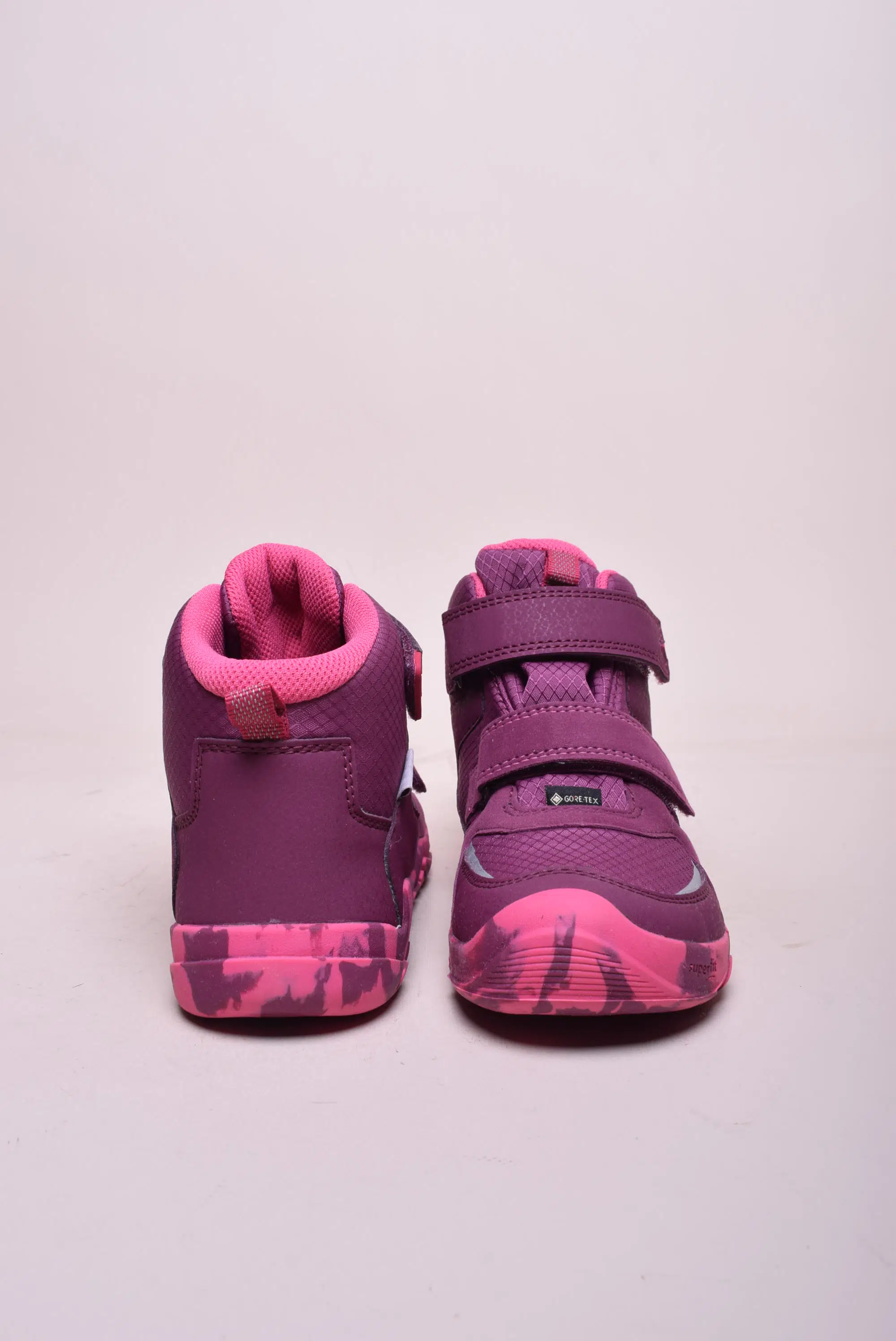 Ghete fete impermeabile, captusite [3]