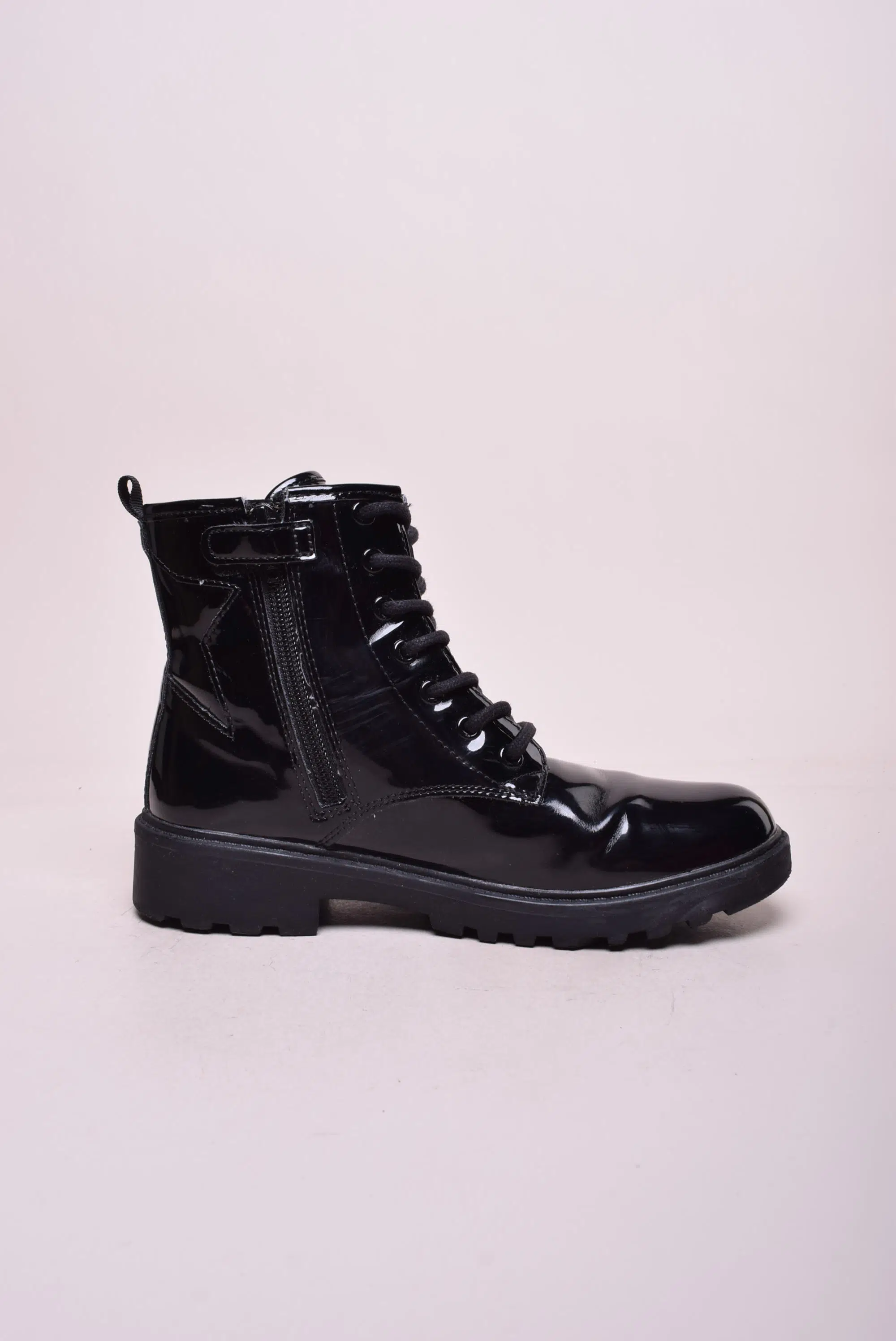 Ghete fete lacuite [4]