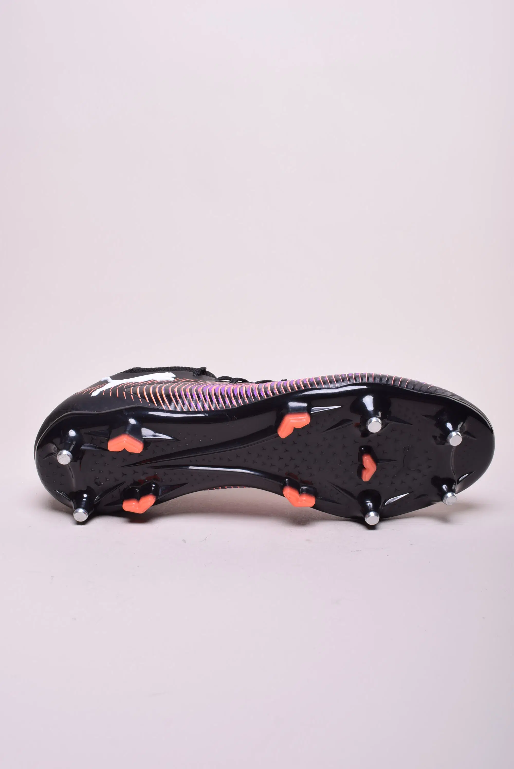 Ghete fotbal barbati Future 8 Pro [2]